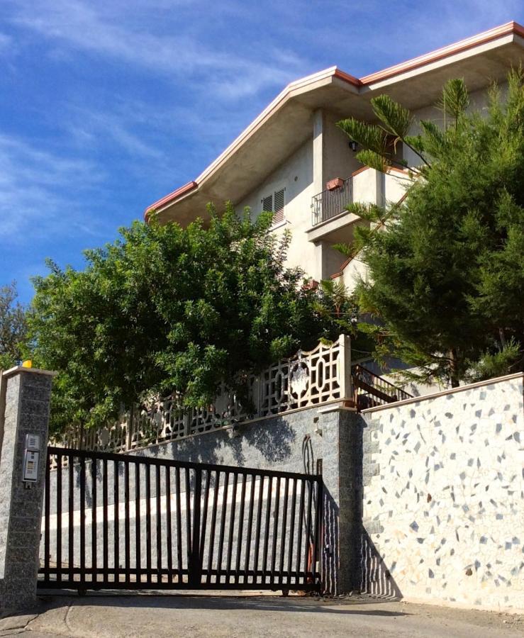 Alba Radiosa Apartment Santa Caterina Dello Ionio Marina Exterior photo